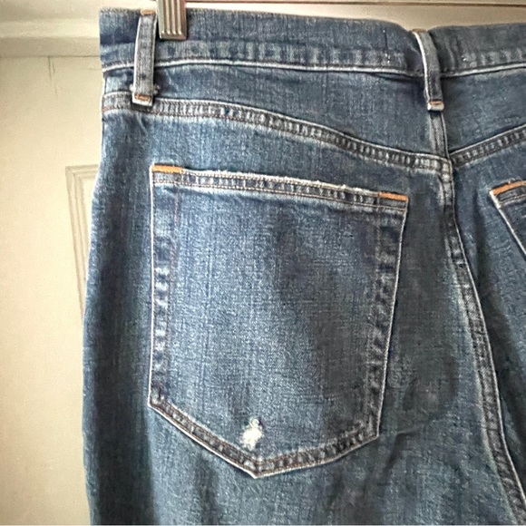 Abercrombie & Fitch Ultra High Rise Ankle Straight Jean - 32 - Picture 13 of 14